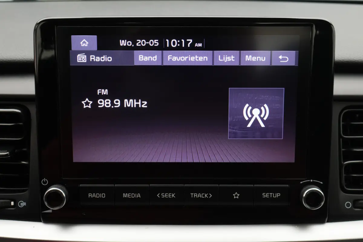 1.0 T-GDi MHEV DynamicLine Eerste Eigenaar, Airco, Camera, Cruise, Apple Carplay, DAB, PDC, 15''