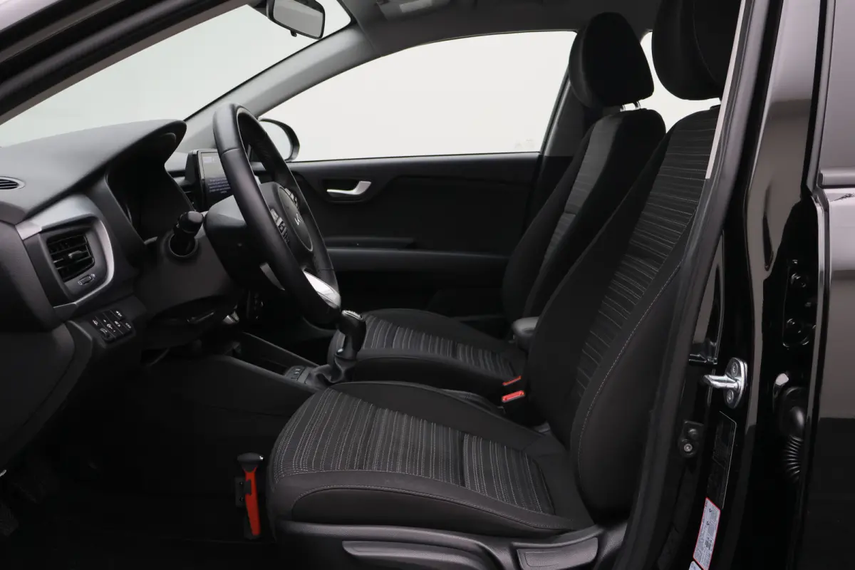 1.0 T-GDi MHEV DynamicLine Eerste Eigenaar, Airco, Camera, Cruise, Apple Carplay, DAB, PDC, 15''