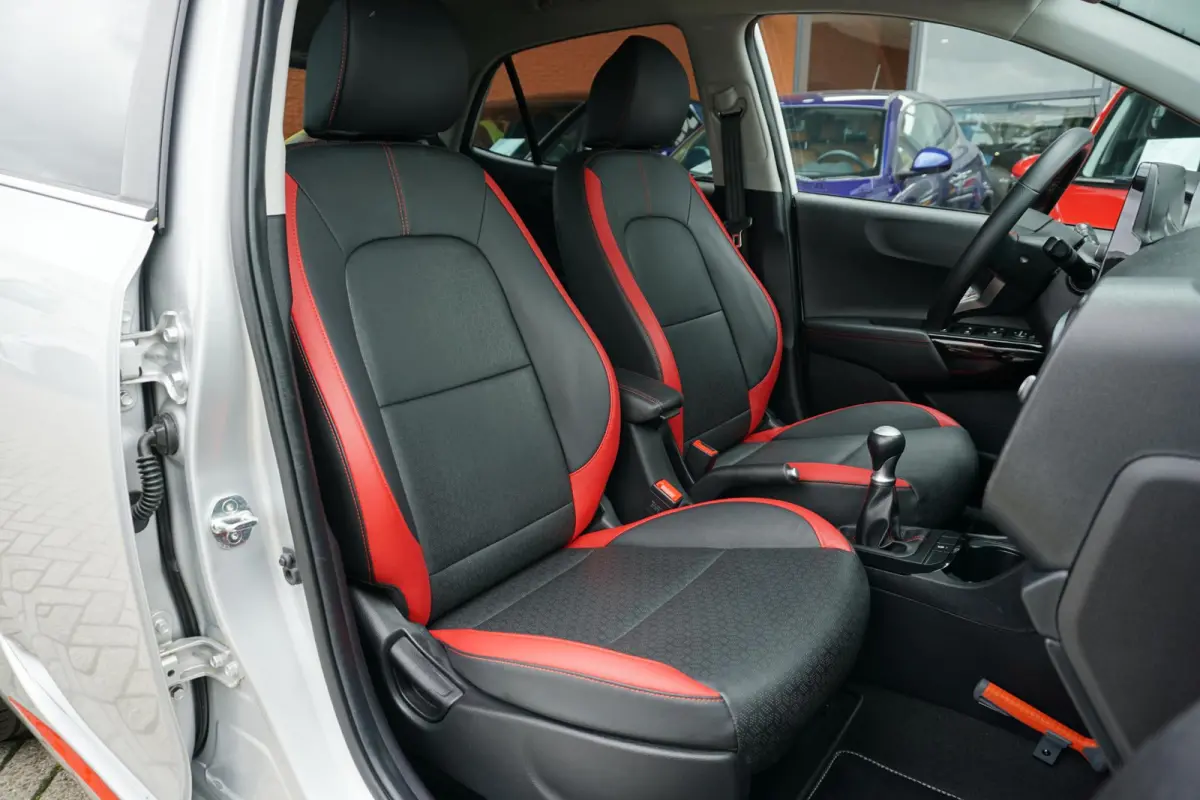 1.0 DPi GT-Line *dealer onderhouden* + CAMERA / LEDER / KEYLESS