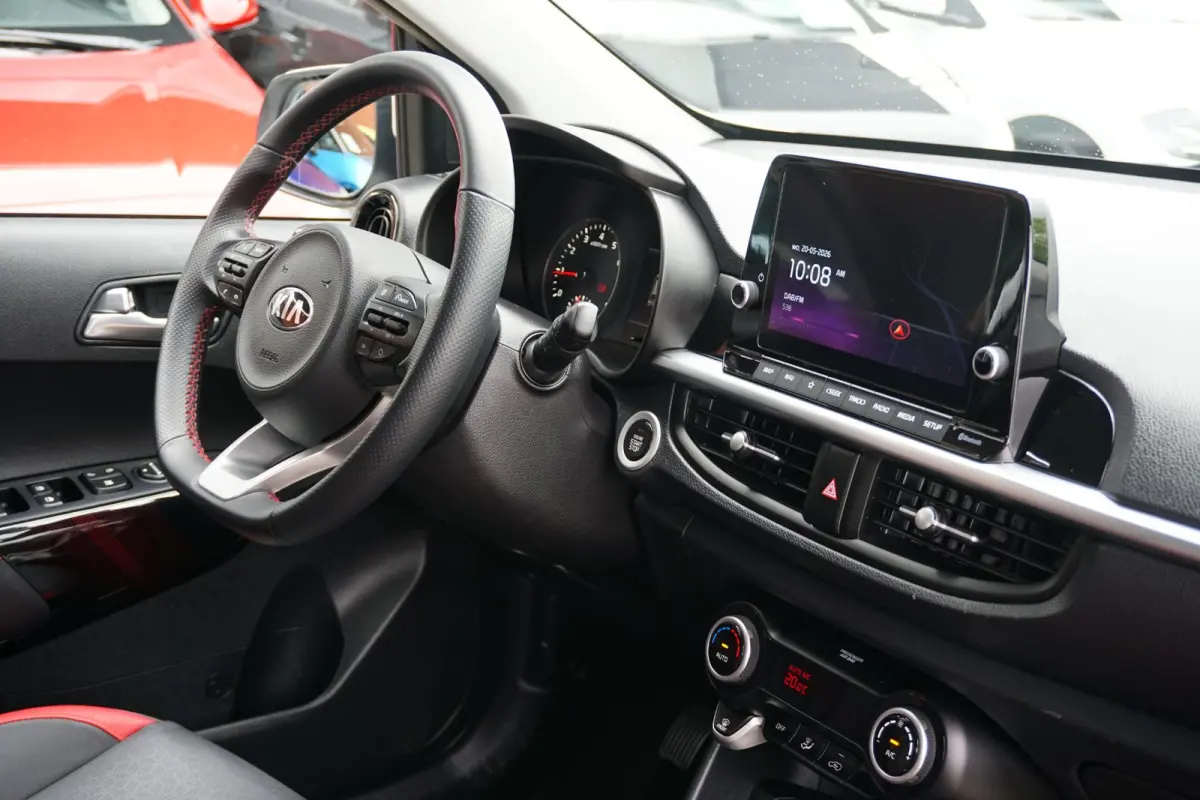1.0 DPi GT-Line *dealer onderhouden* + CAMERA / LEDER / KEYLESS