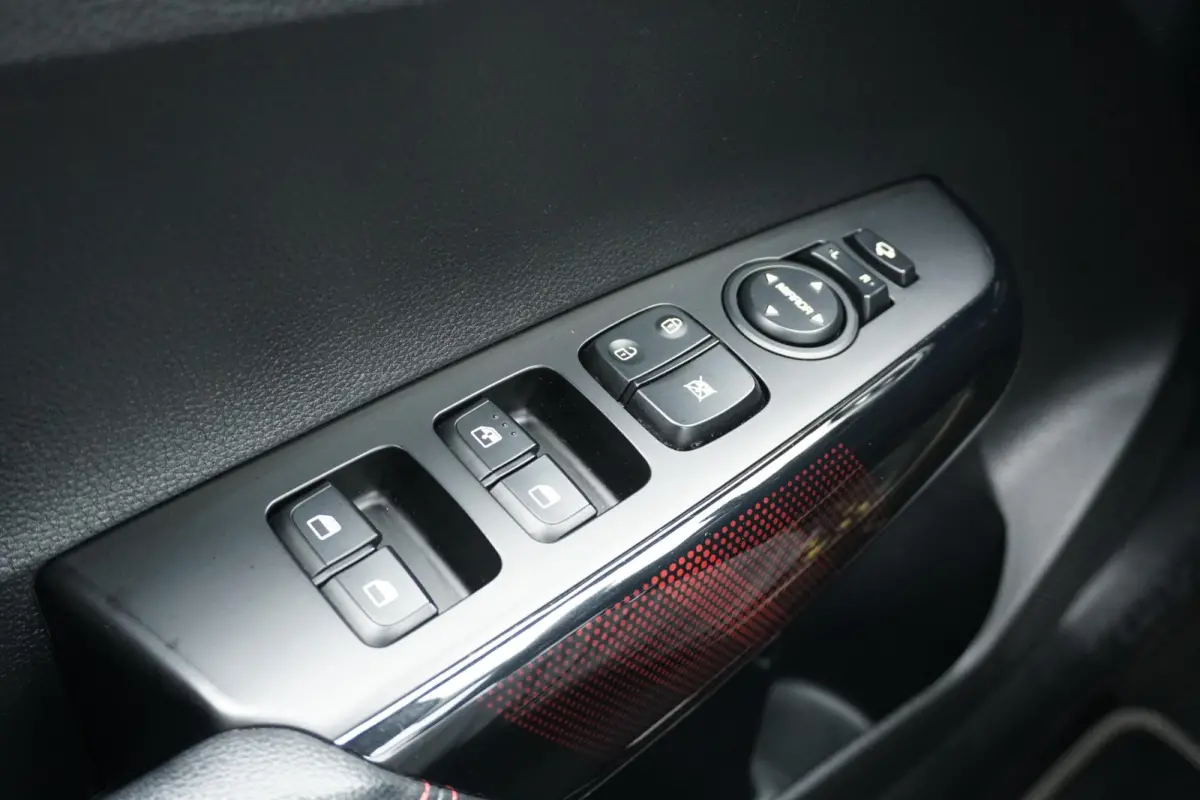 1.0 DPi GT-Line *dealer onderhouden* + CAMERA / LEDER / KEYLESS