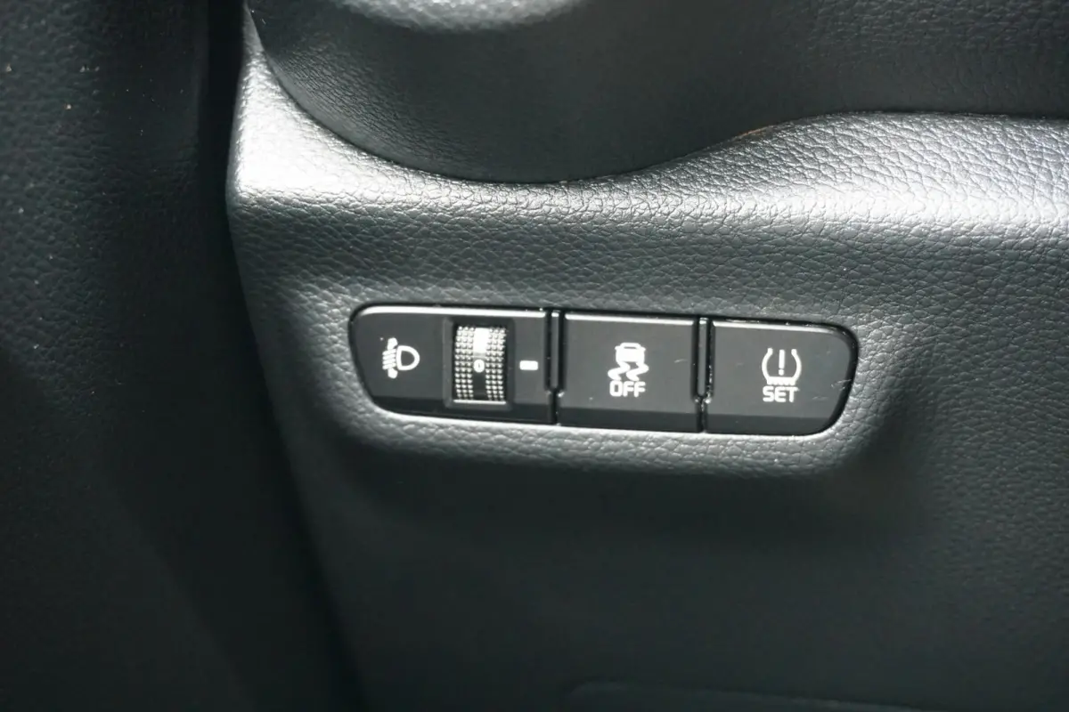 1.0 DPi GT-Line *dealer onderhouden* + CAMERA / LEDER / KEYLESS