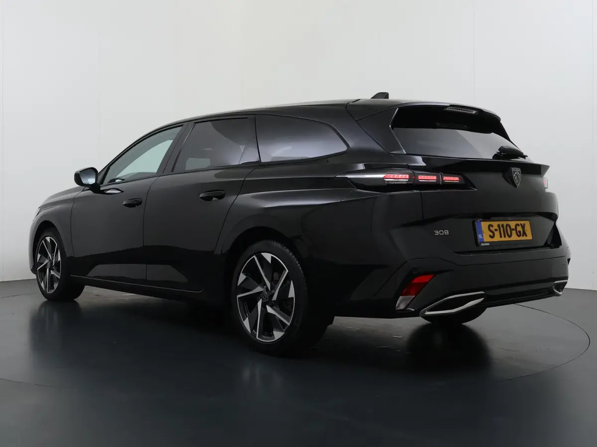 Allure Pack Business 130pk | Navigatie | AGR Bestuurdersstoel | Stoelverwarming | Automatische airco | Cruise control adaptief | Camera rondom | Apple Carplay en Android auto draadloos
