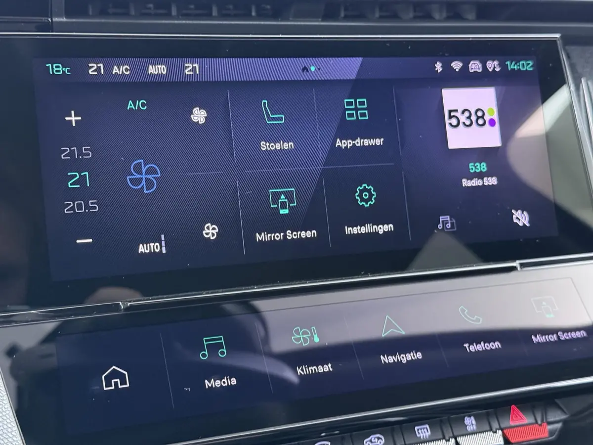 Allure Pack Business 130pk | Navigatie | AGR Bestuurdersstoel | Stoelverwarming | Automatische airco | Cruise control adaptief | Camera rondom | Apple Carplay en Android auto draadloos