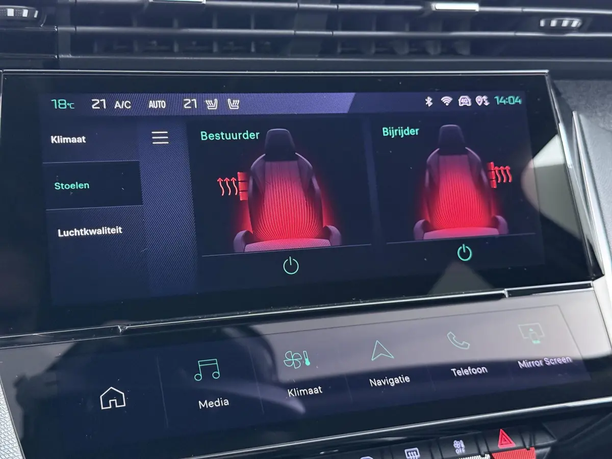 Allure Pack Business 130pk | Navigatie | AGR Bestuurdersstoel | Stoelverwarming | Automatische airco | Cruise control adaptief | Camera rondom | Apple Carplay en Android auto draadloos