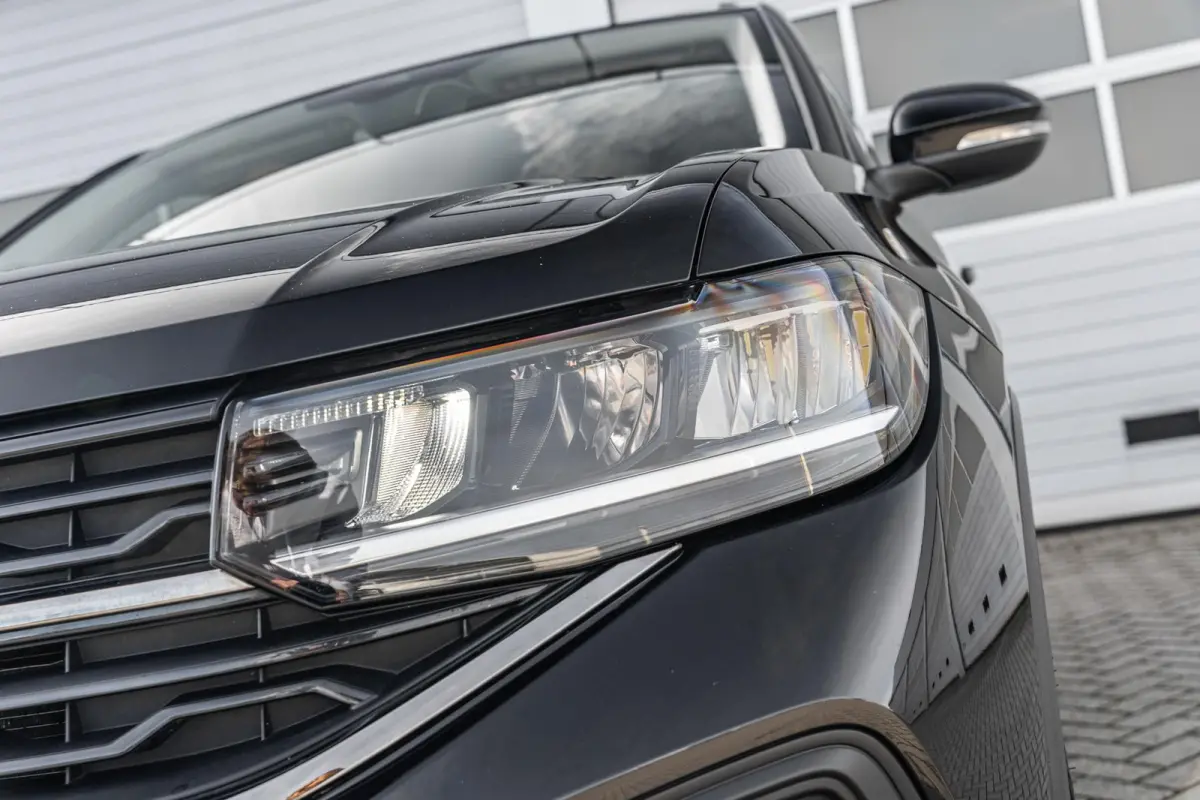 1.0 TSI 95pk Life Edition | Navigatie | App Connect | Clima | Stoelverwarming | Achteruitrijcamera