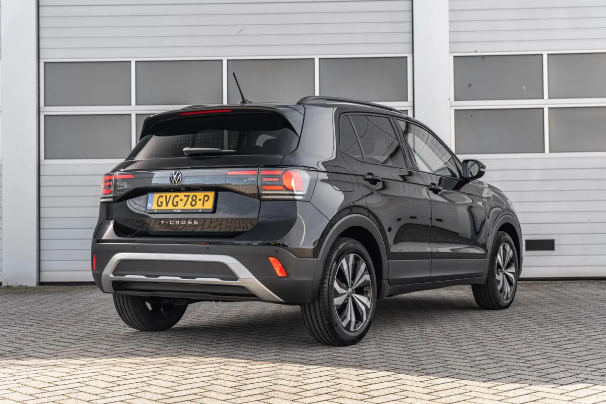 1.0 TSI 95pk Life Edition | Navigatie | App Connect | Clima | Stoelverwarming | Achteruitrijcamera