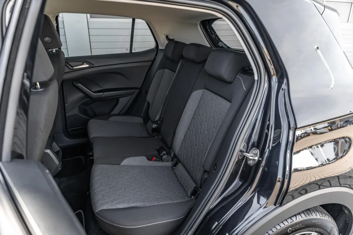 1.0 TSI 95pk Life Edition | Navigatie | App Connect | Clima | Stoelverwarming | Achteruitrijcamera