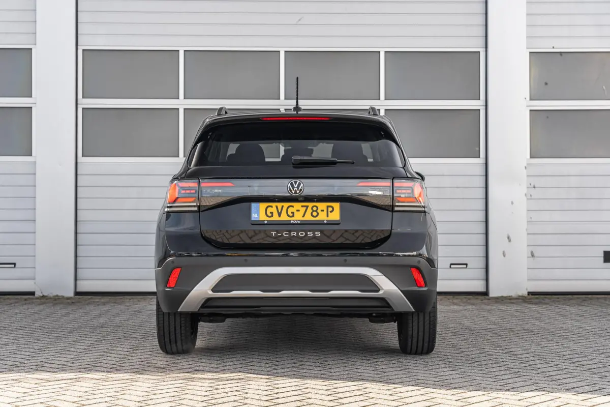 1.0 TSI 95pk Life Edition | Navigatie | App Connect | Clima | Stoelverwarming | Achteruitrijcamera