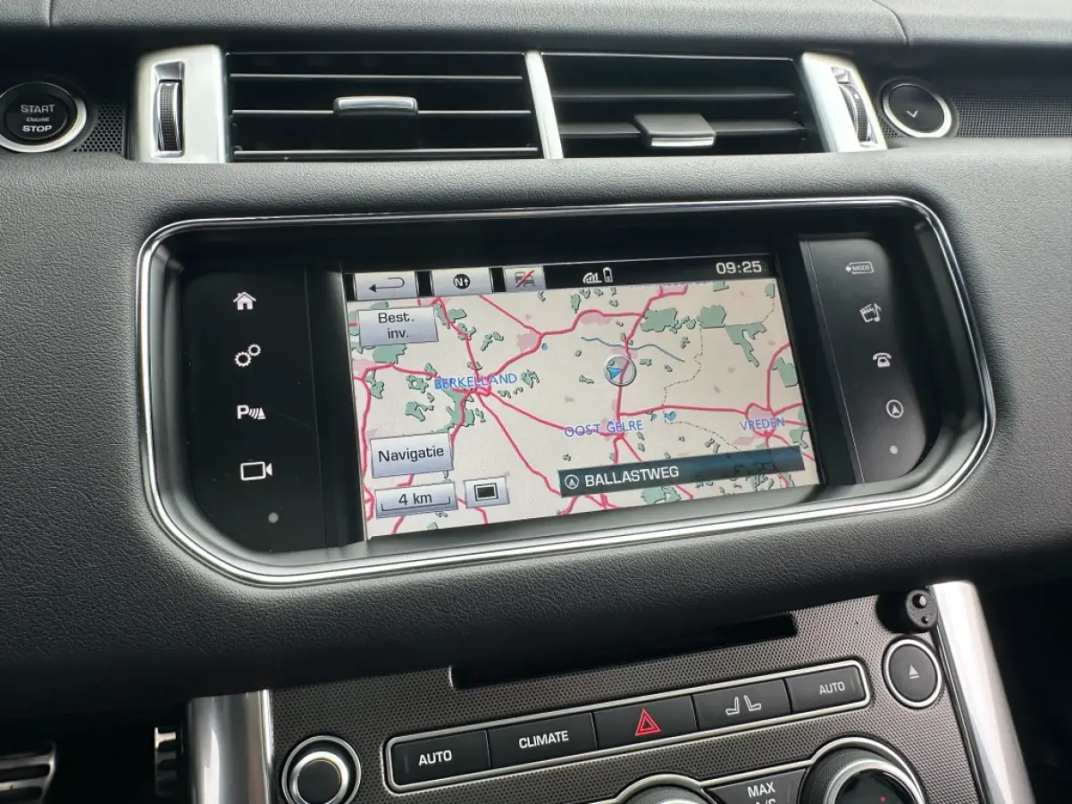 3.0 TDV6 HSE Dynamic 2016 *Pano *Cruise *22inch *Meridian *Luchtvering
