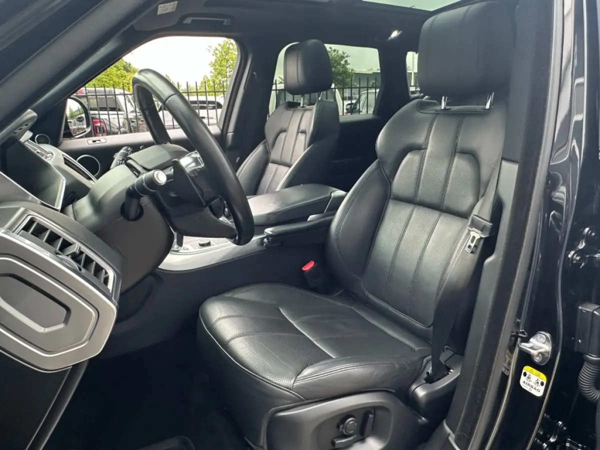 3.0 TDV6 HSE Dynamic 2016 *Pano *Cruise *22inch *Meridian *Luchtvering