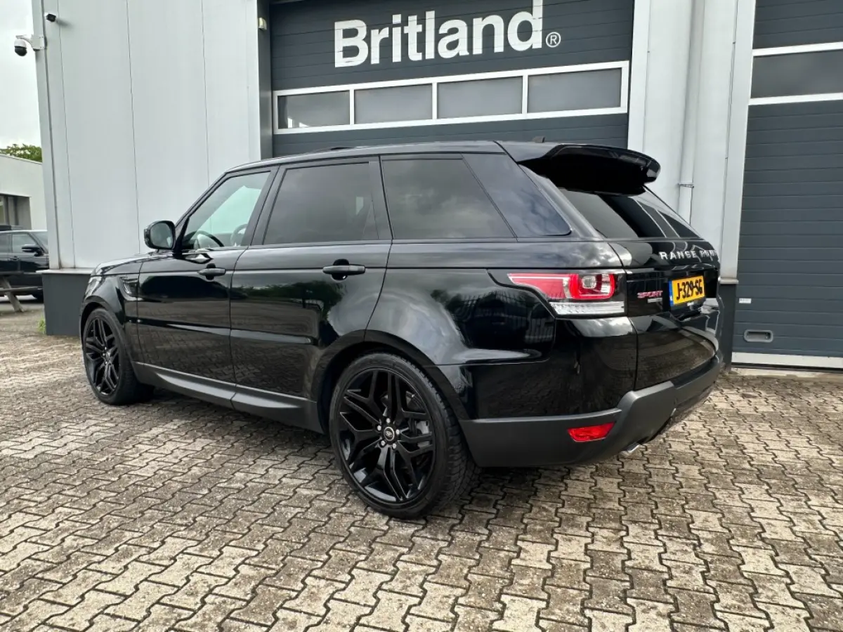 3.0 TDV6 HSE Dynamic 2016 *Pano *Cruise *22inch *Meridian *Luchtvering