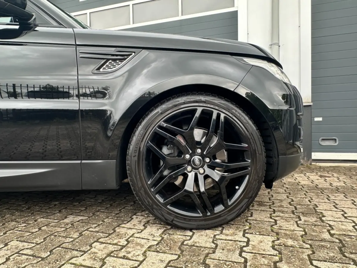 3.0 TDV6 HSE Dynamic 2016 *Pano *Cruise *22inch *Meridian *Luchtvering