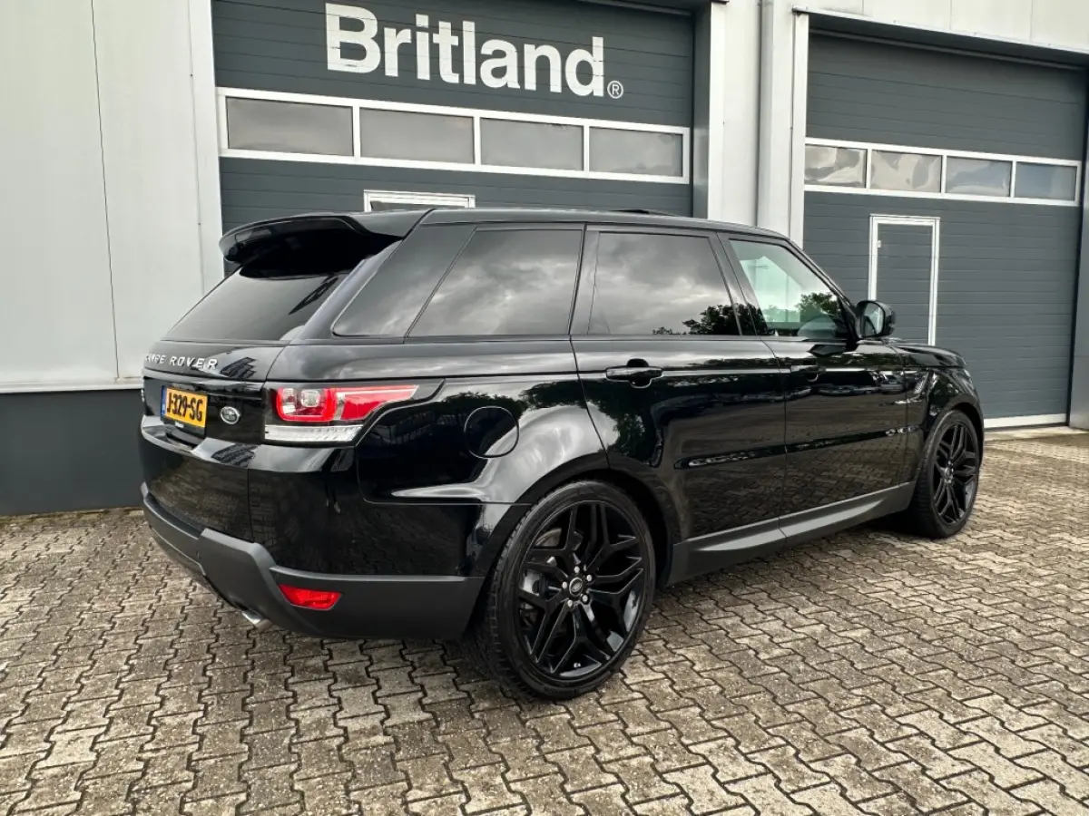 3.0 TDV6 HSE Dynamic 2016 *Pano *Cruise *22inch *Meridian *Luchtvering