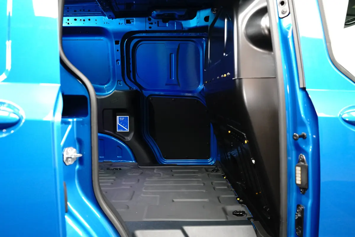 BEV Limited 44 kWh | Direct Rijden! | Stoelverwarming | Camera
