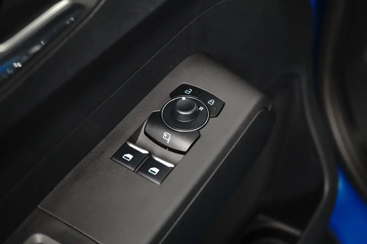 BEV Limited 44 kWh | Direct Rijden! | Stoelverwarming | Camera