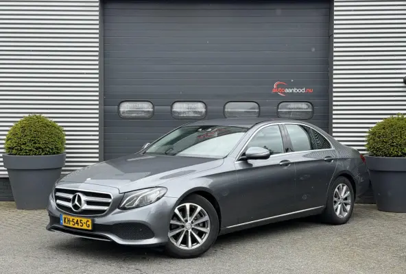 220 d Lease Edition | Camera | Head-Up | Widescreen | Sfeerverlichting | Navigatie |