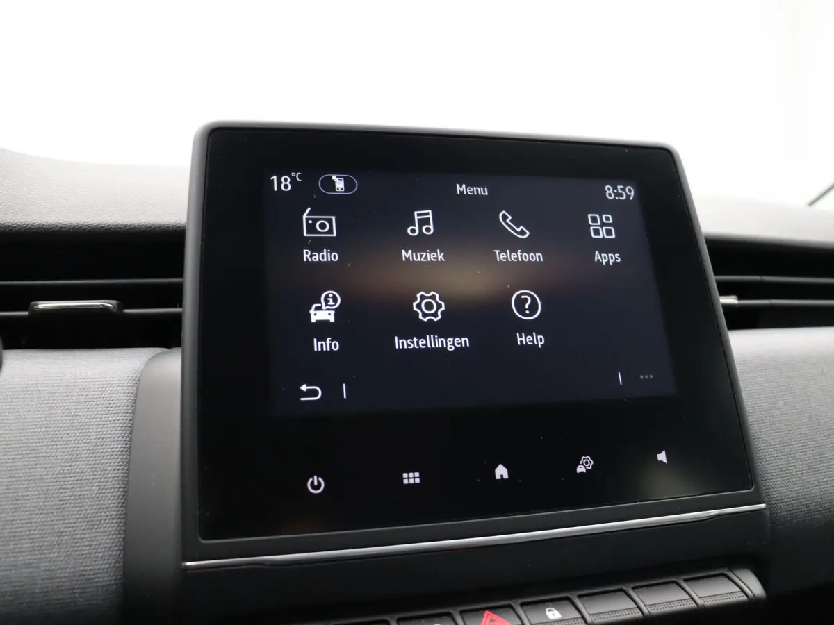 E-Tech Full Hybrid 145pk Evolution | Parkeersensoren achter | Apple carplay |