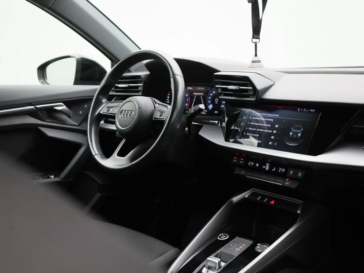 30 TFSI Pro Line 110 PK | Automaat | Climate Control | Cruise Control | Apple Carplay | Android Auto | Lichtmetalen velgen |