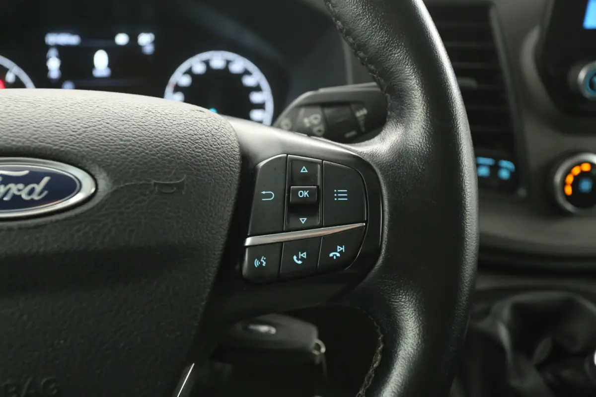 2.0 TDCI L2H2 | Airco | Cruise | 3 Zits | Carplay | Camera | Parkeersens.