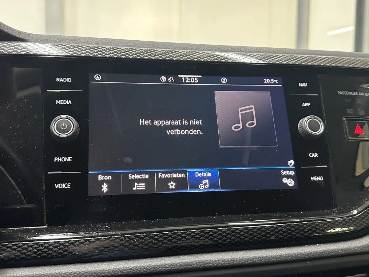 1.0 TSI Life Edition 95 pk Apple | Clima | Carplay/Android Auto| LED | Camera |