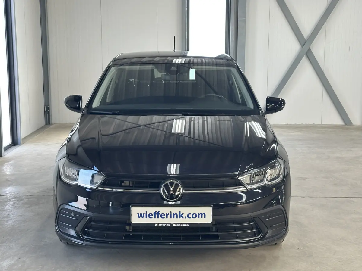 1.0 TSI Life Edition 95 pk Apple | Clima | Carplay/Android Auto| LED | Camera |