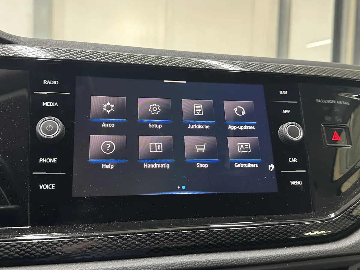 1.0 TSI Life Edition 95 pk Apple | Clima | Carplay/Android Auto| LED | Camera |