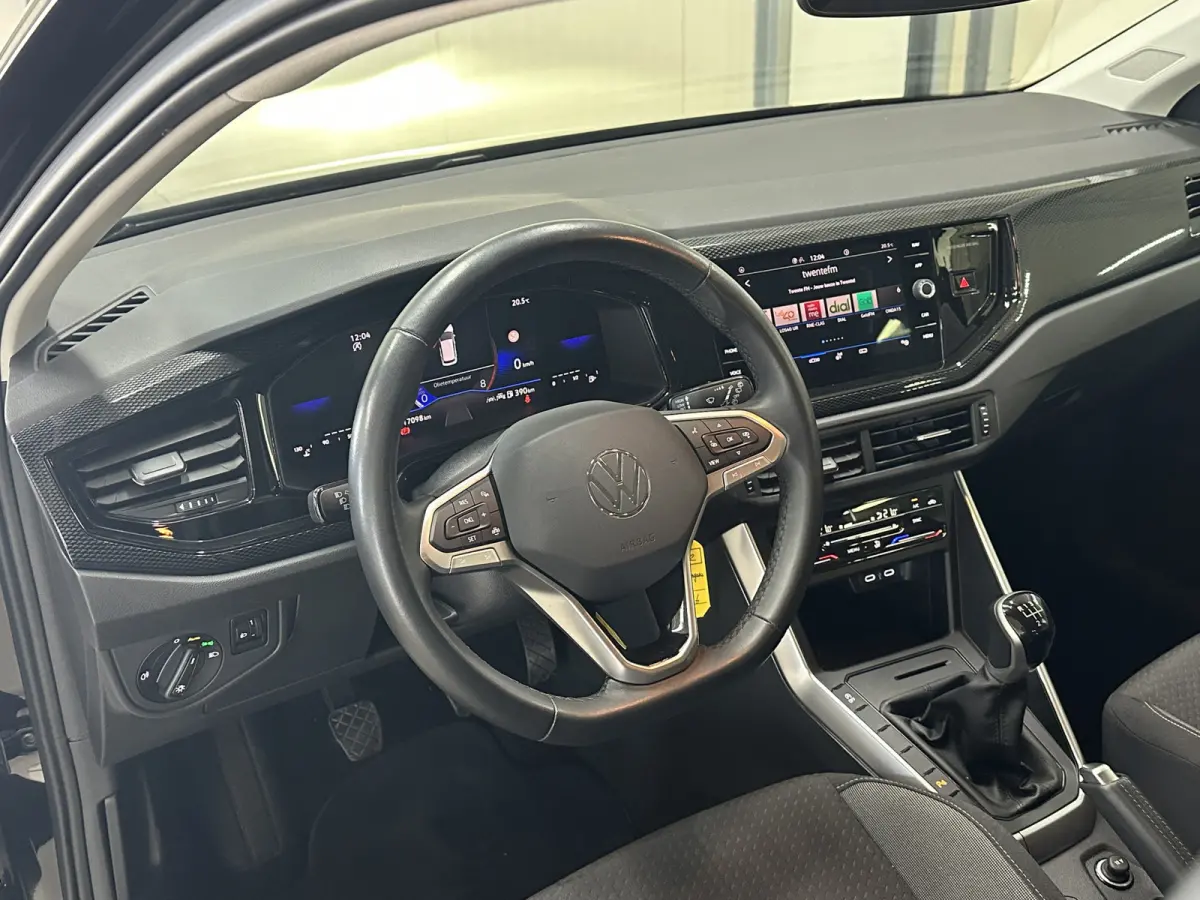 1.0 TSI Life Edition 95 pk Apple | Clima | Carplay/Android Auto| LED | Camera |