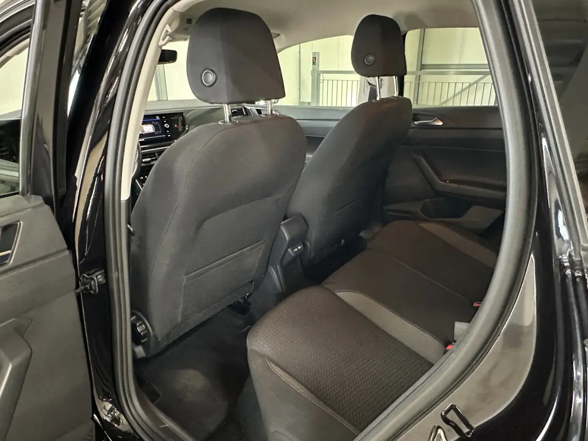 1.0 TSI Life Edition 95 pk Apple | Clima | Carplay/Android Auto| LED | Camera |
