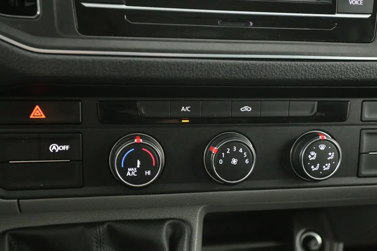 2.0 TDI 140PK | Koelwagen | Bakwagen | Zijdeur | Airco | Camera | Koelauto | 3 Zits | Carplay