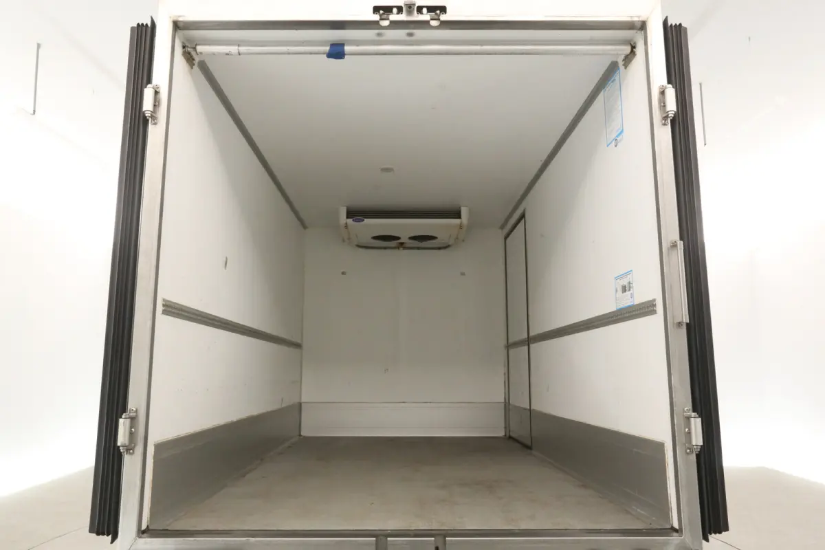 2.0 TDI 140PK | Koelwagen | Bakwagen | Zijdeur | Airco | Camera | Koelauto | 3 Zits | Carplay