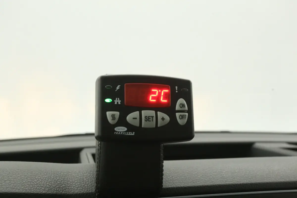 2.0 TDI 140PK | Koelwagen | Bakwagen | Zijdeur | Airco | Camera | Koelauto | 3 Zits | Carplay