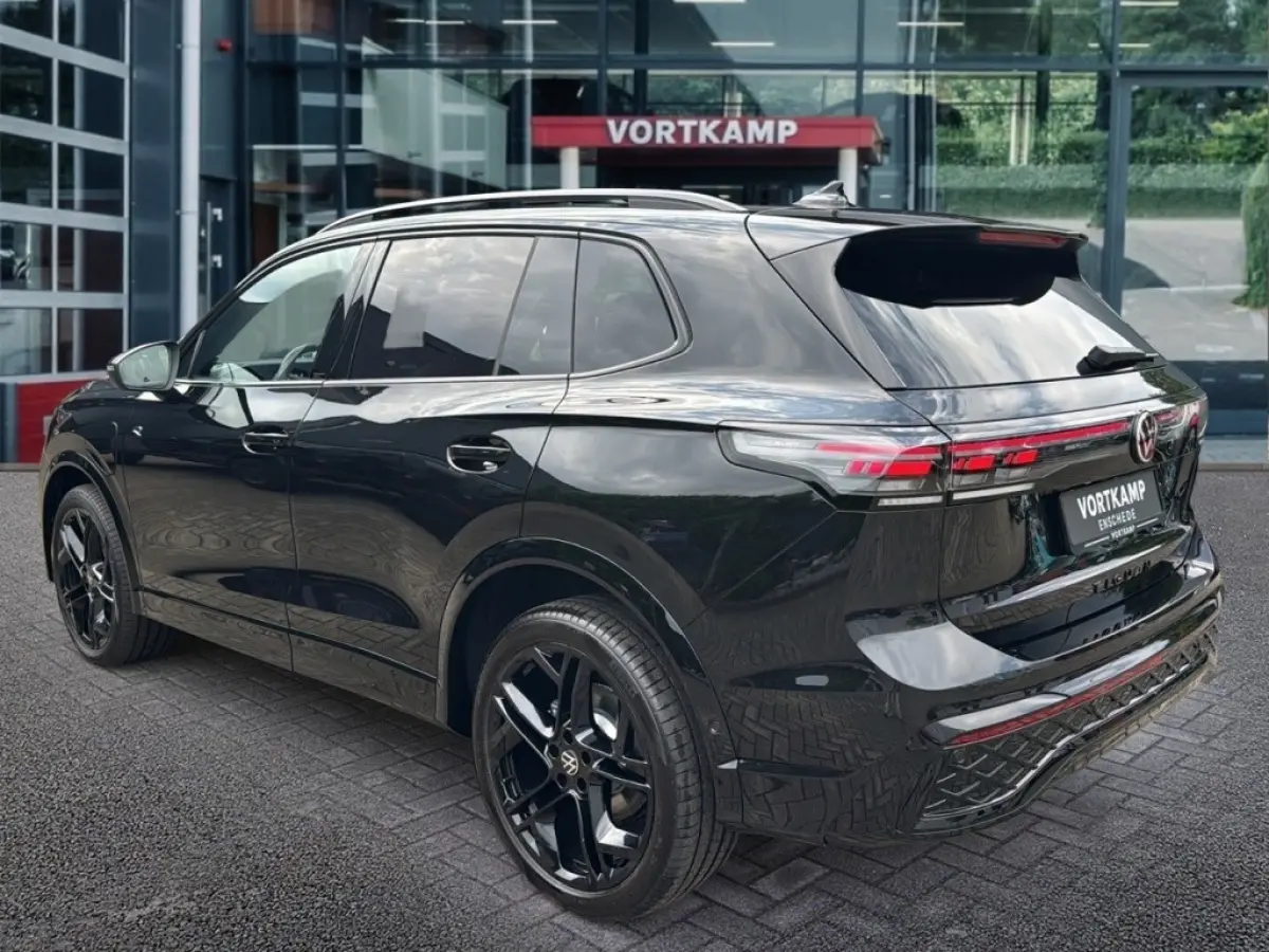 1.5 TSI e-HYBRID 272 PK R-LINE PANO-DAK/CAMERA/TREKHAAK/H&K/HUD/LEDER/MEMORY