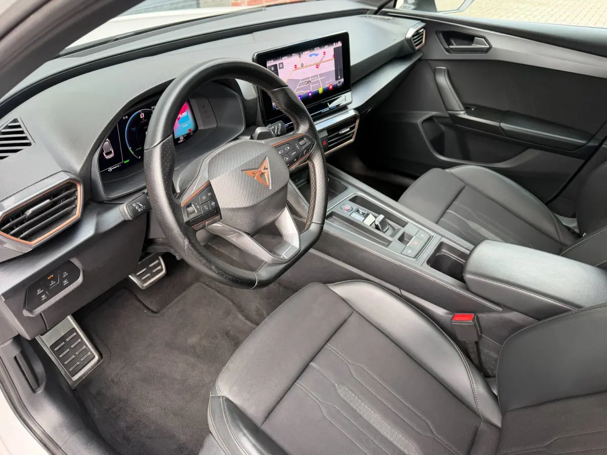 1.4 e-Hybrid 245 LED Sfeer Navi PDC