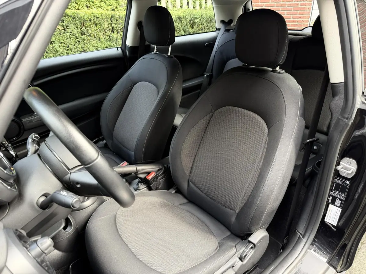 Mini | Facelift | Navi | AppleCarplay | LED