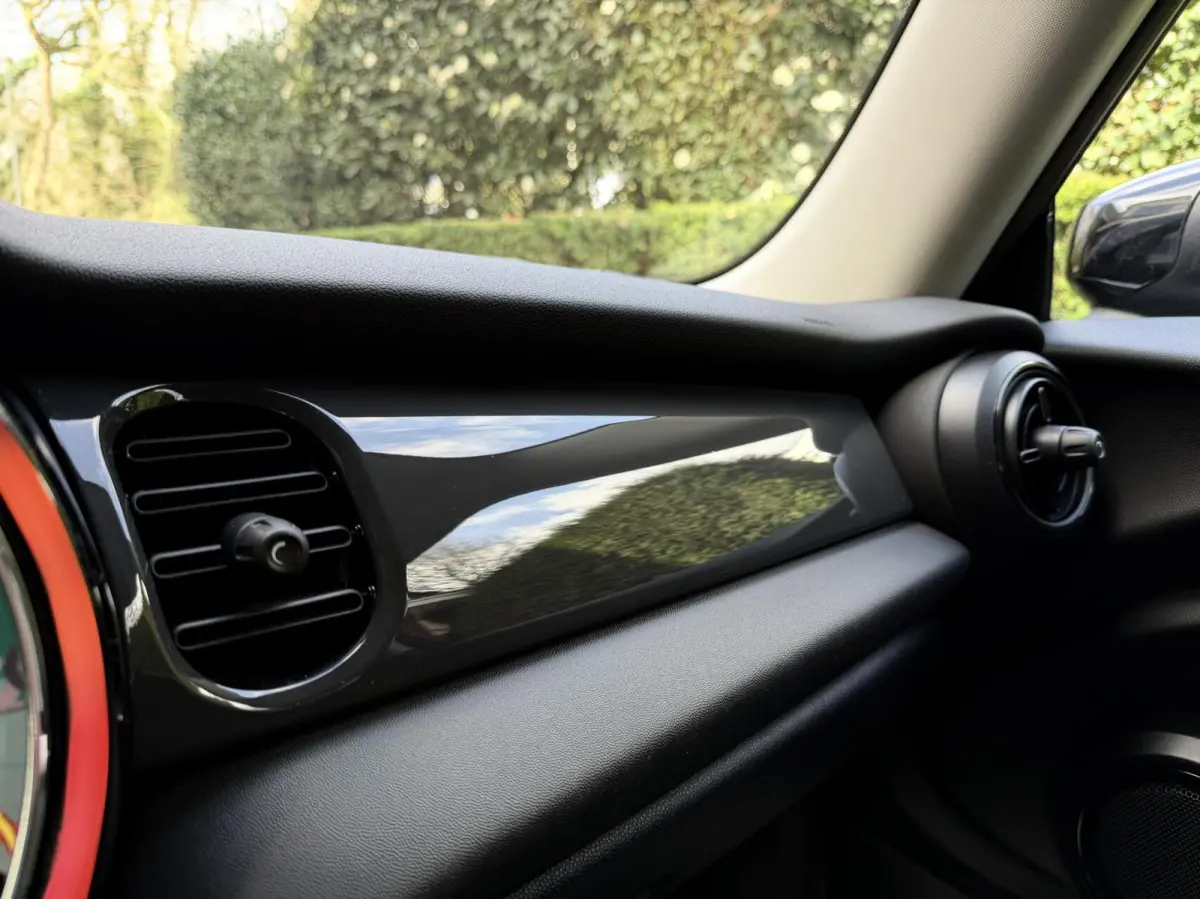 Mini | Facelift | Navi | AppleCarplay | LED