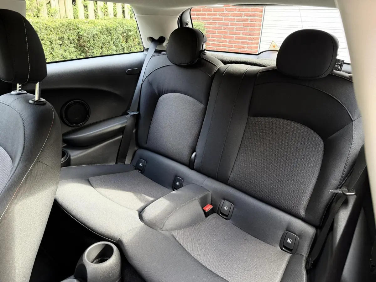 Mini | Facelift | Navi | AppleCarplay | LED