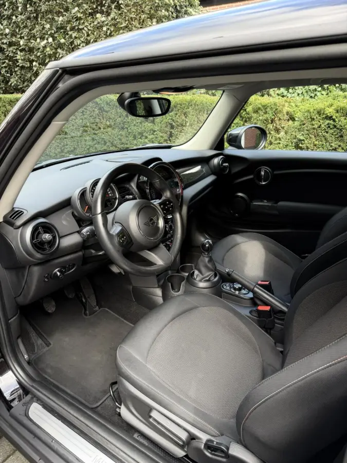 Mini | Facelift | Navi | AppleCarplay | LED