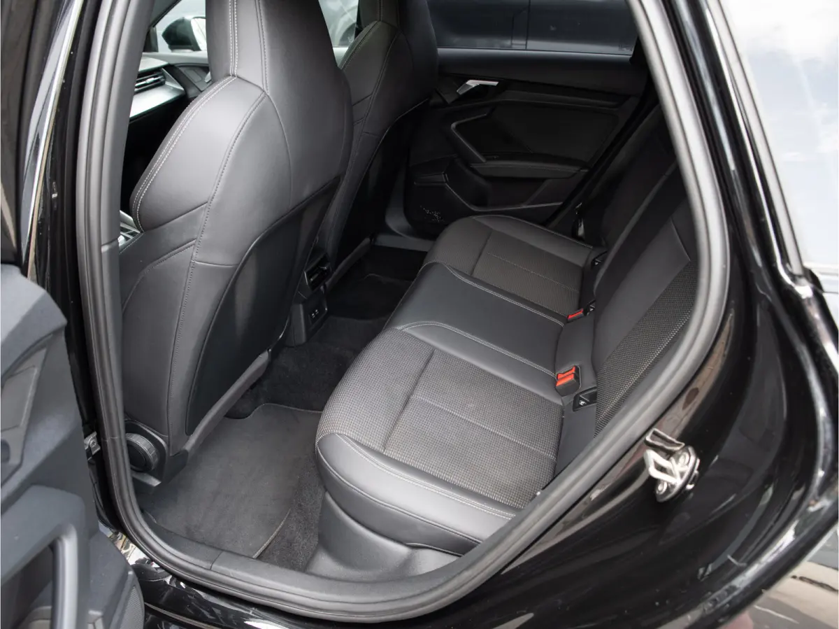 40 TFSI e Business edition S line, PANO, CAMERA, Sportstoelen, Carplay
