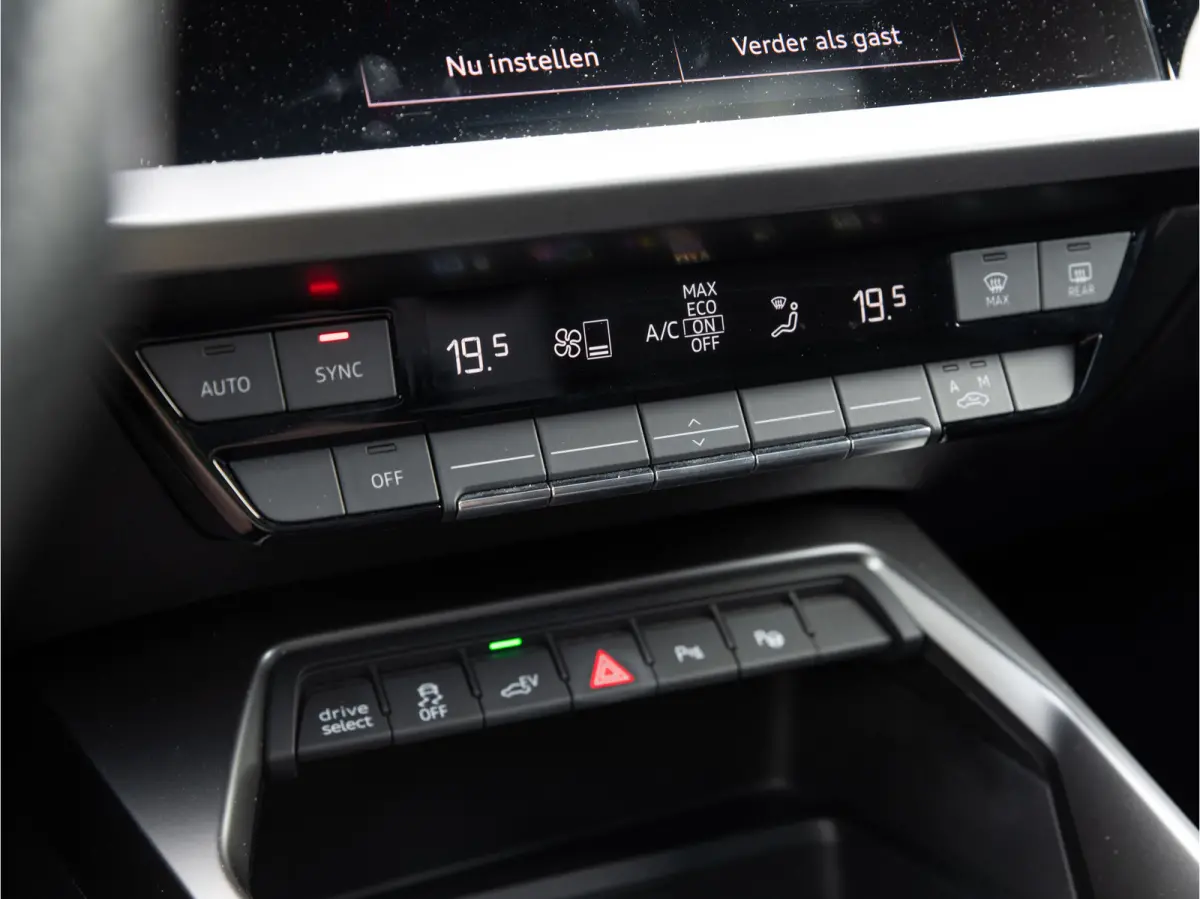 40 TFSI e Business edition S line, PANO, CAMERA, Sportstoelen, Carplay