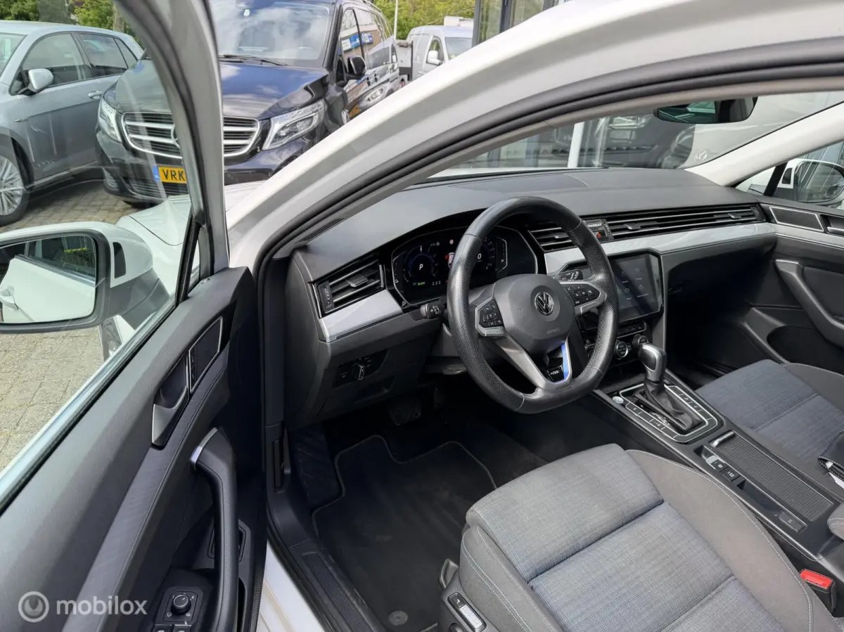 1.4 TSI PHEV GTE 19 inch r-line trekh virtual