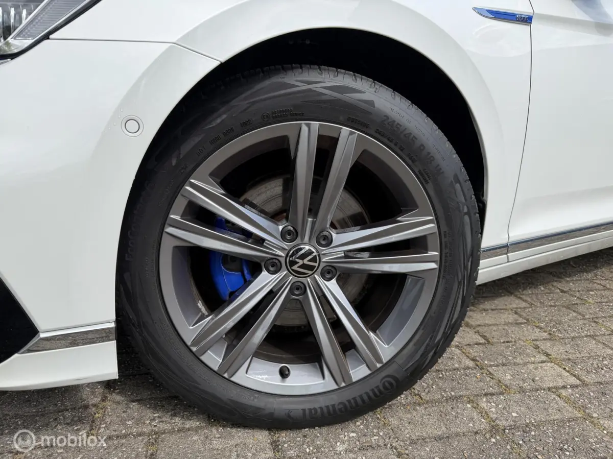 1.4 TSI PHEV GTE 19 inch r-line trekh virtual