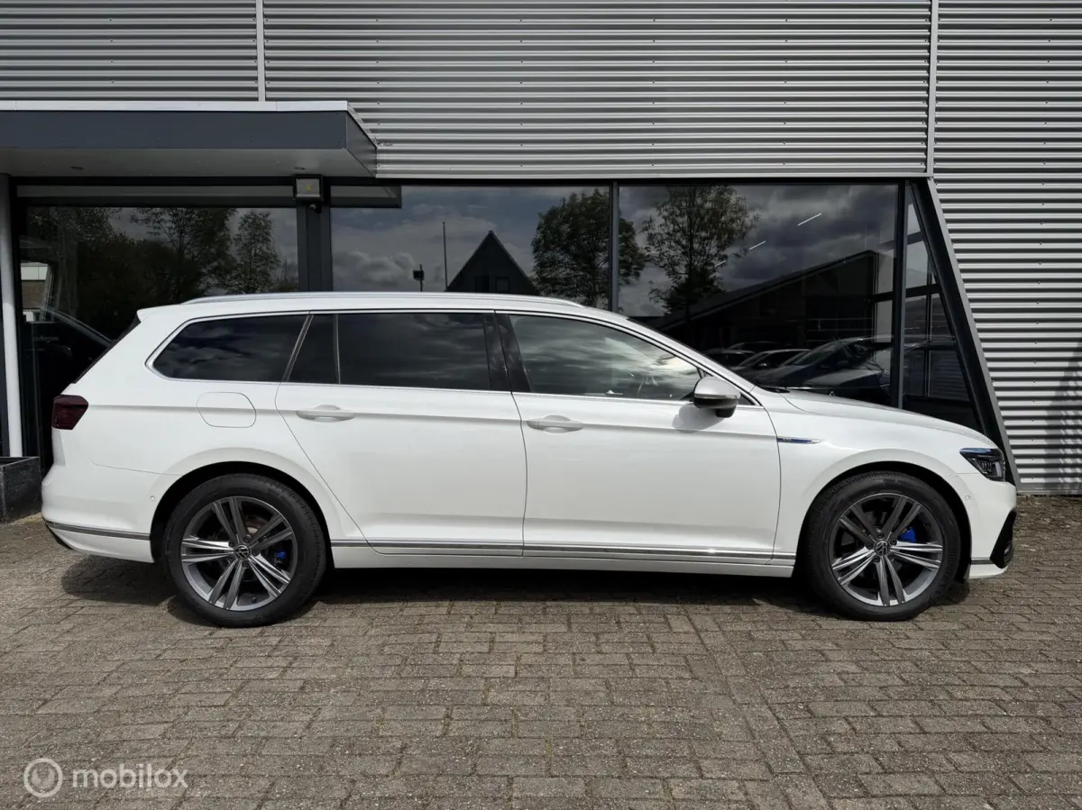 1.4 TSI PHEV GTE 19 inch r-line trekh virtual