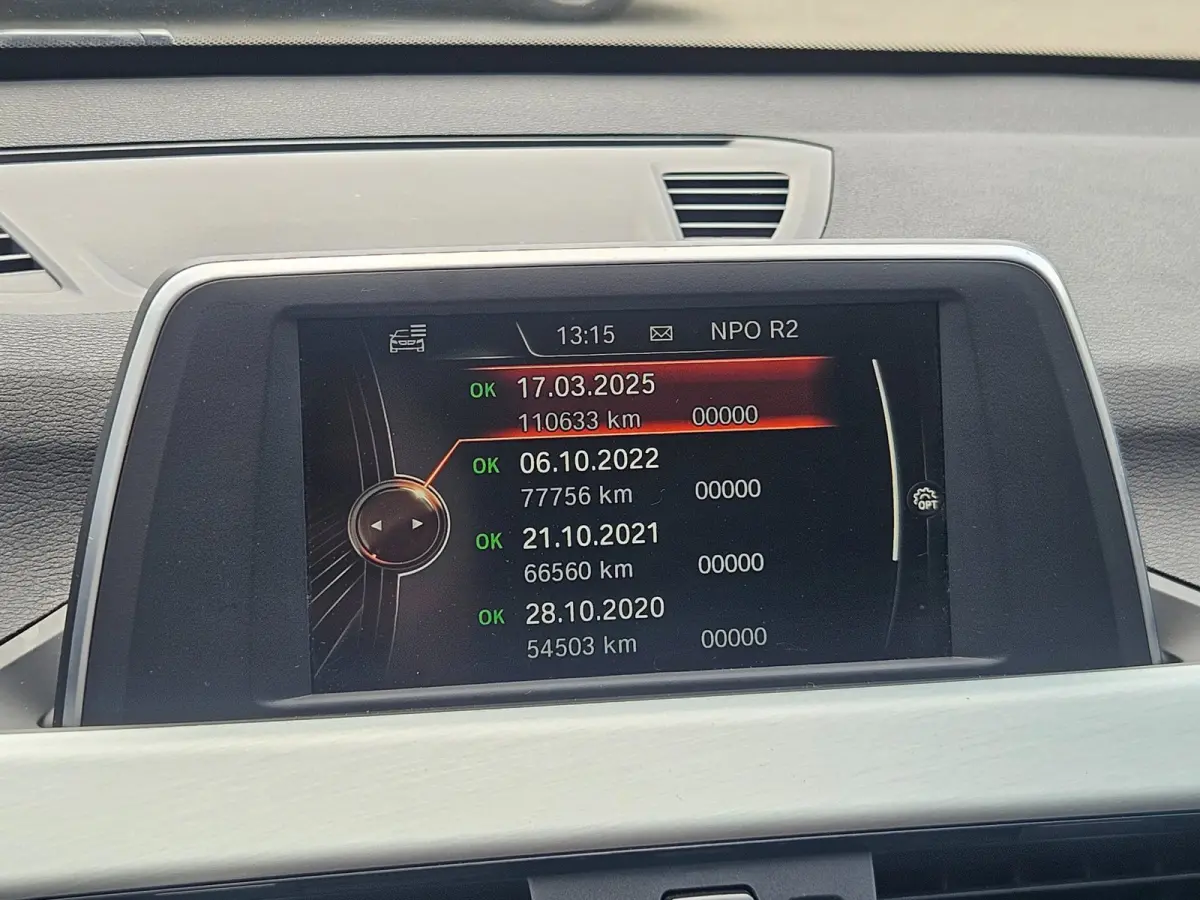 XDrive20i LED Pano Navi Trekhaak Stoelvw PDC Keyless