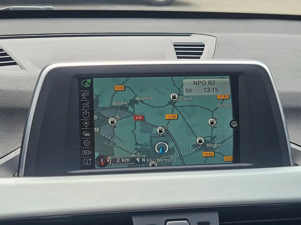 XDrive20i LED Pano Navi Trekhaak Stoelvw PDC Keyless