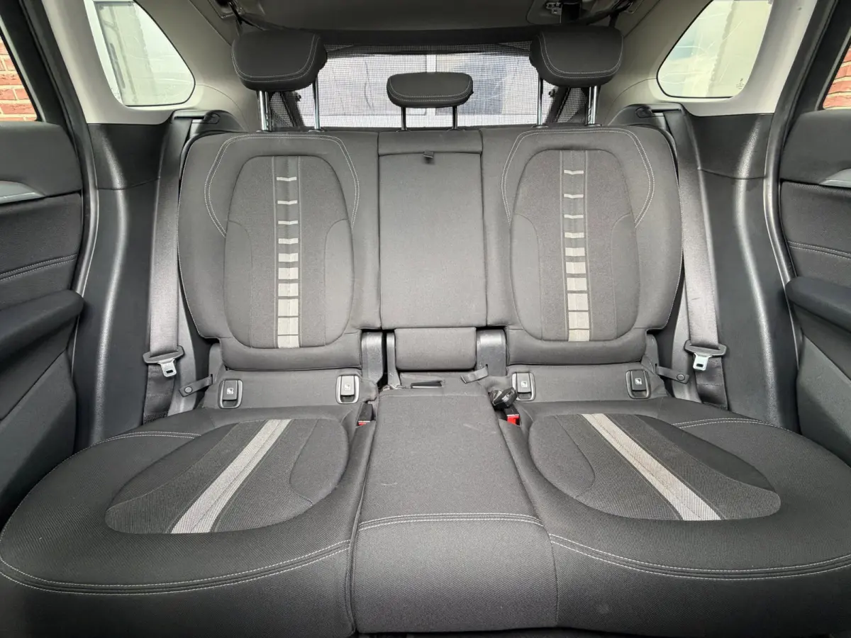 XDrive20i LED Pano Navi Trekhaak Stoelvw PDC Keyless
