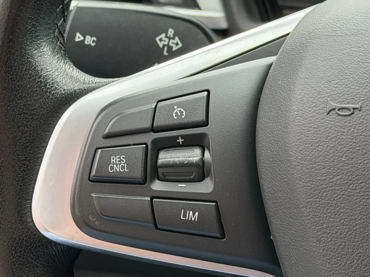 XDrive20i LED Pano Navi Trekhaak Stoelvw PDC Keyless