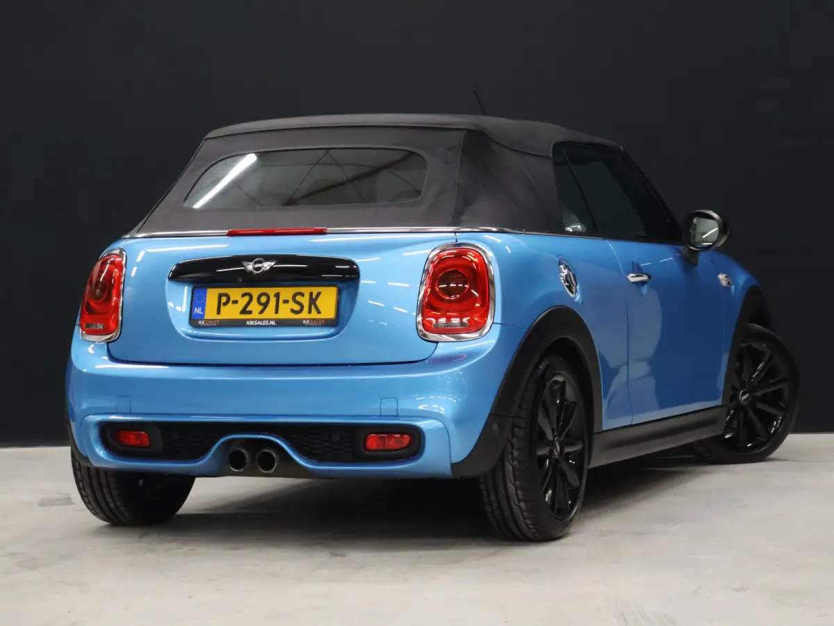 Mini 2.0 S Chili Serious Business [HARMAN/KARDON, HEAD-UP, SFEERVERLICHTING, ADAPTIVE CRUISE, STOELVERWARMING, CAMERA, JCW-STUUR, PDC V+A, VOL LEDER, BLUETOOTH, CLIMATE, NIEUWSTAAT]