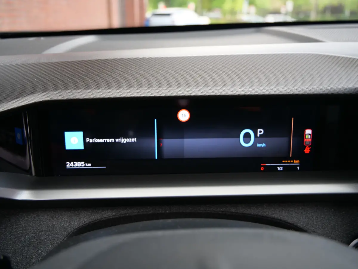 1.2 Turbo Hybrid GS 136 Pk Automaat Navi / DAB / Apple Carplay / Camera / Stoelverwarming