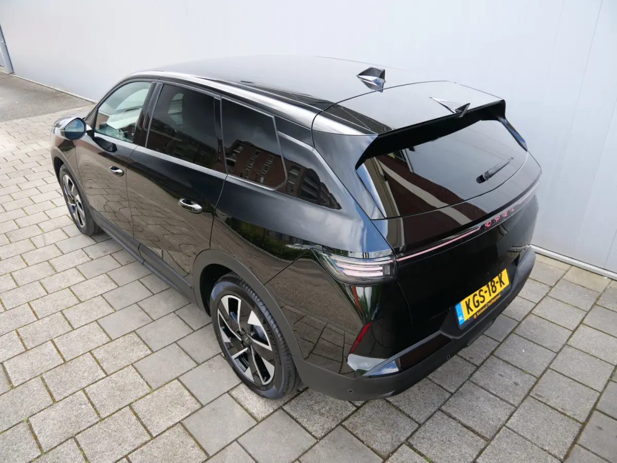 1.2 Turbo Hybrid GS 136 Pk Automaat Navi / DAB / Apple Carplay / Camera / Stoelverwarming
